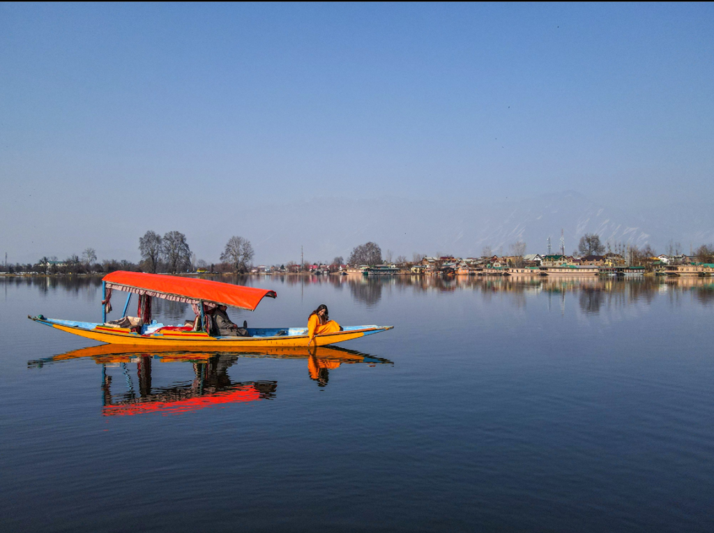 honeymoon places in Kashmir